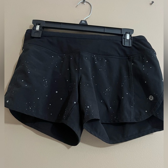lululemon athletica Pants - lululemon athletica Starry Black Athletic Shorts